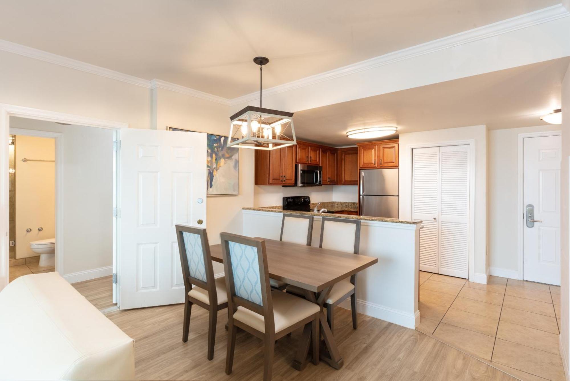 Westgate Oceanfront 4*