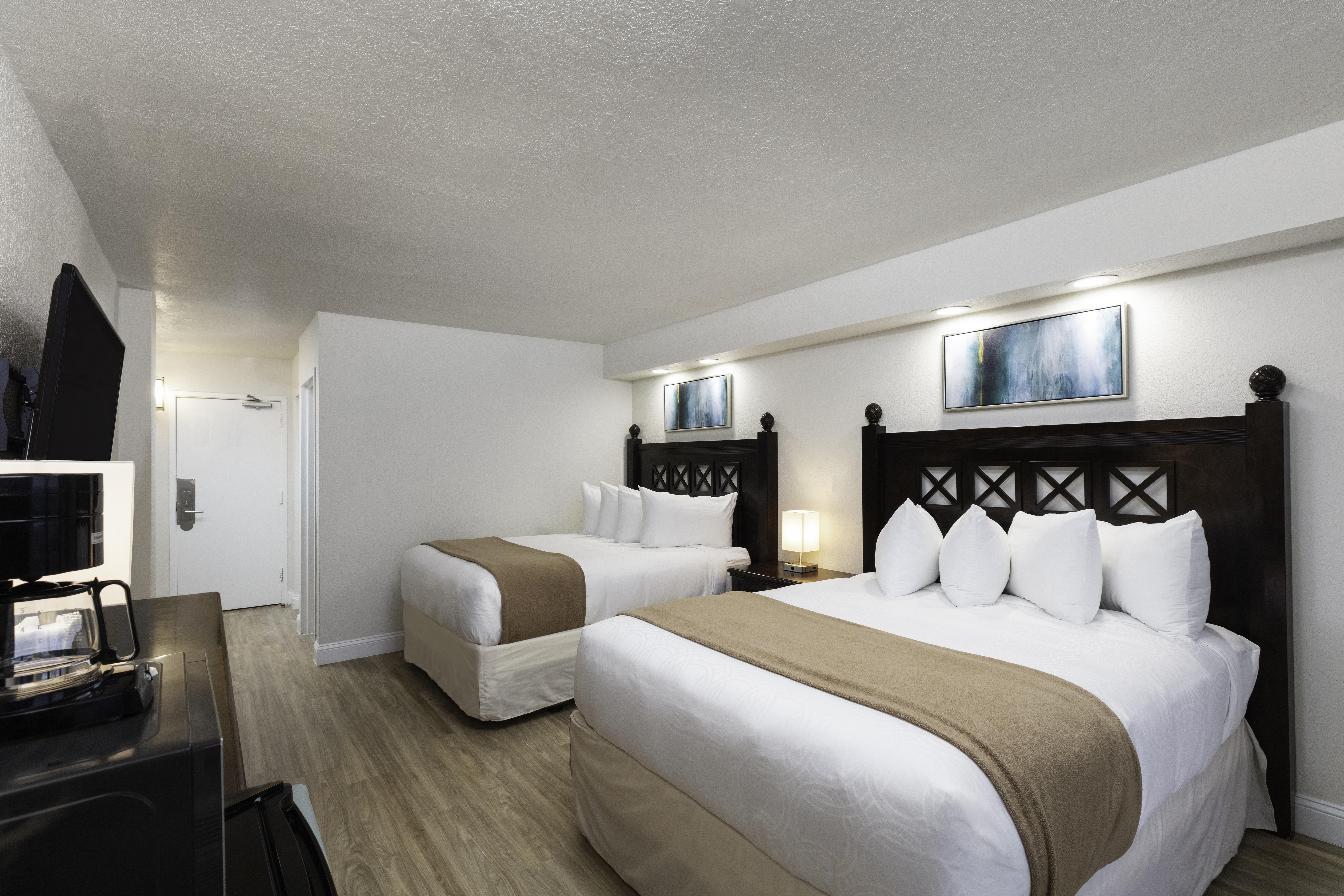 Westgate Oceanfront 4*